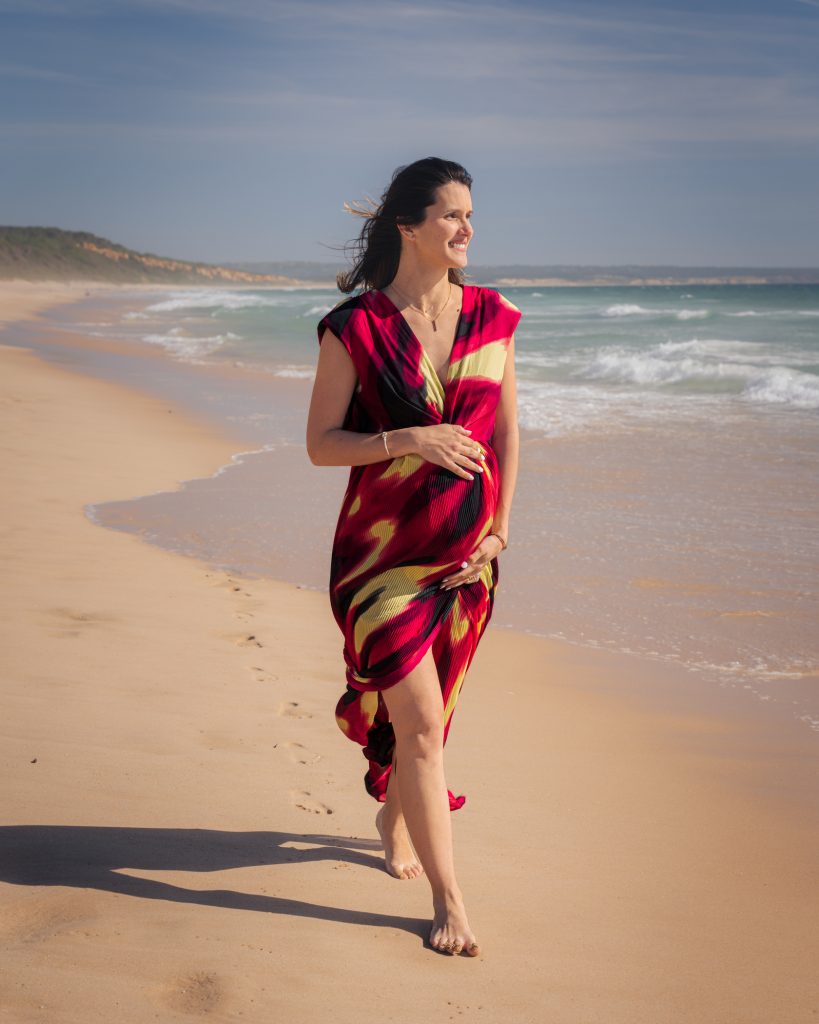 PREGNANCY photography Nazare Portugal - Kamila Weder Photography