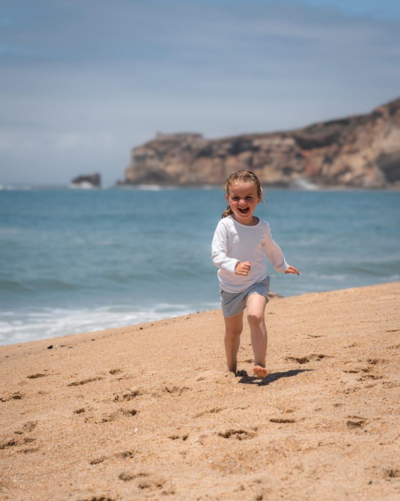 FAMILY photography Nazare Portugal - Kamila Weder Photography