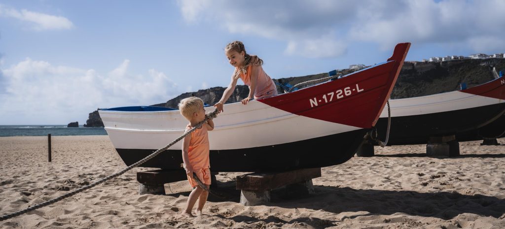 KIDS photography Nazare Portugal - Kamila Weder Photography