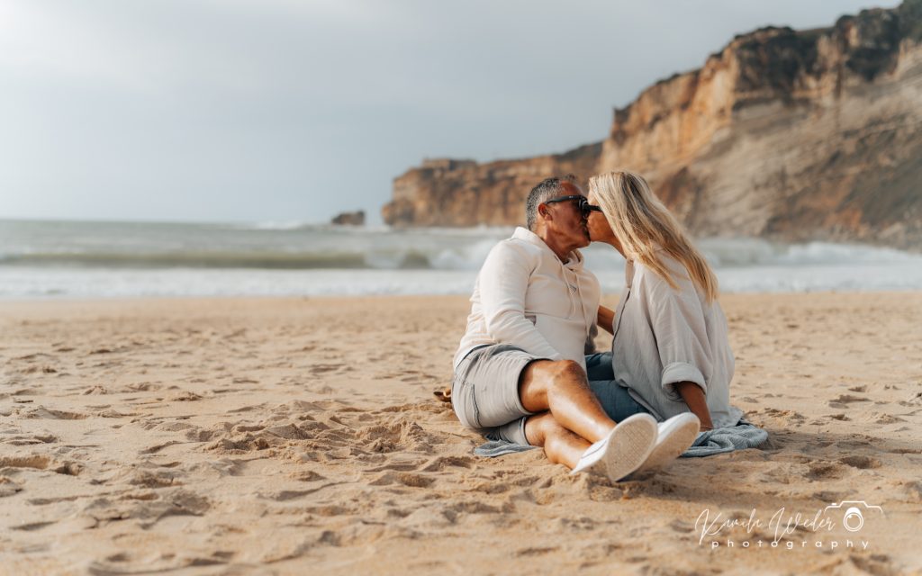 couple beach photography