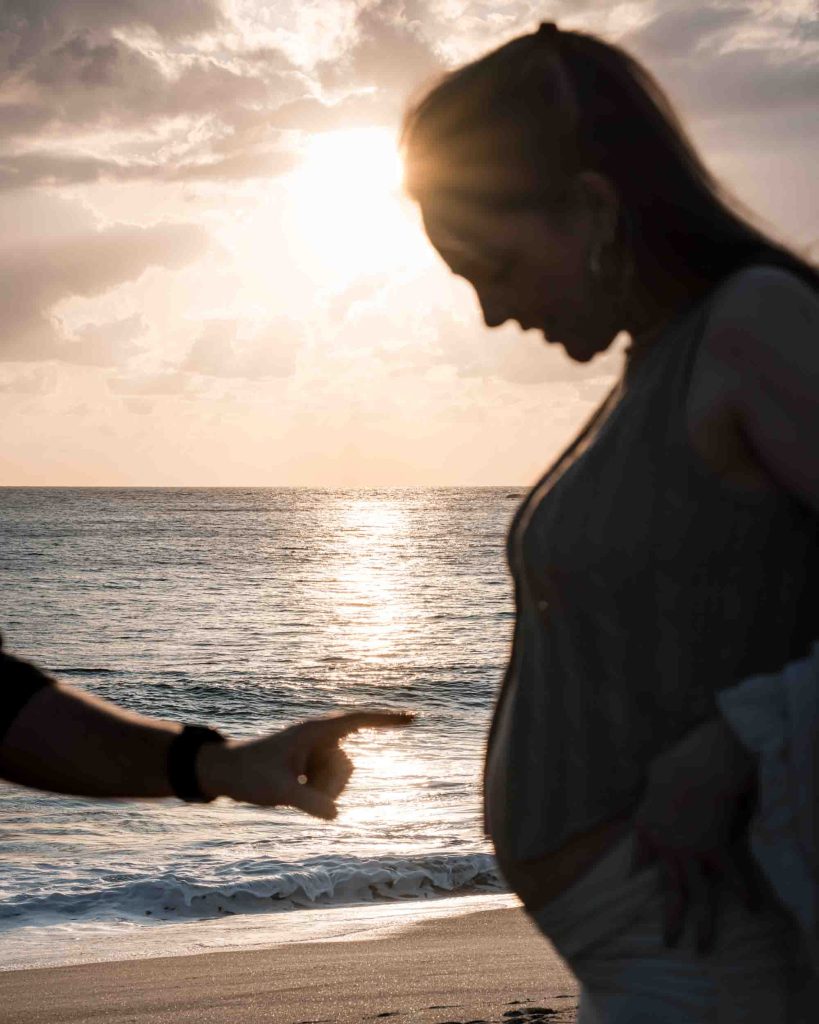 PREGNANCY photography Nazare Portugal - Kamila Weder Photography