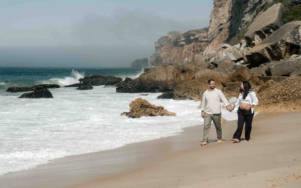 PREGNANCY photography Nazare Portugal - Kamila Weder Photography