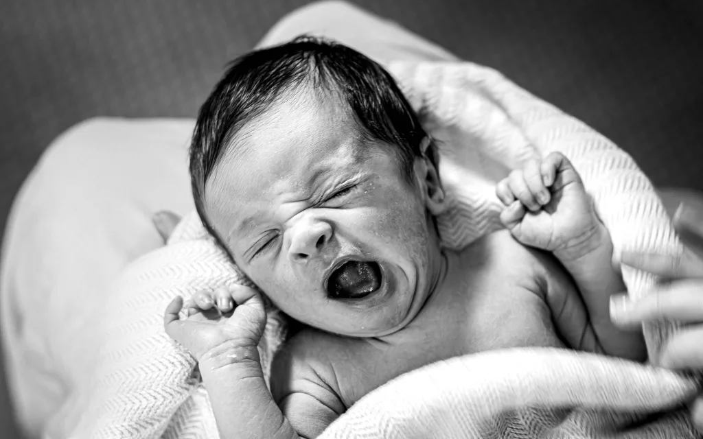NEWBORN photography Nazare Portugal - Kamila Weder Photography