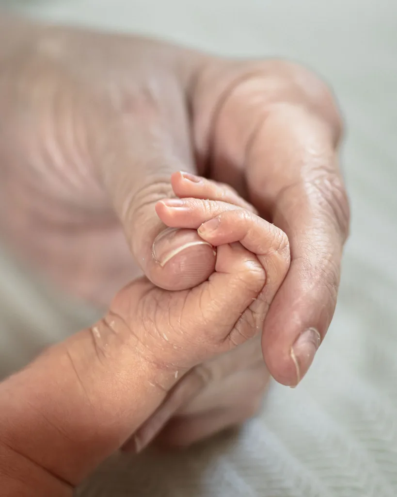 NEWBORN photography Nazare Portugal - Kamila Weder Photography