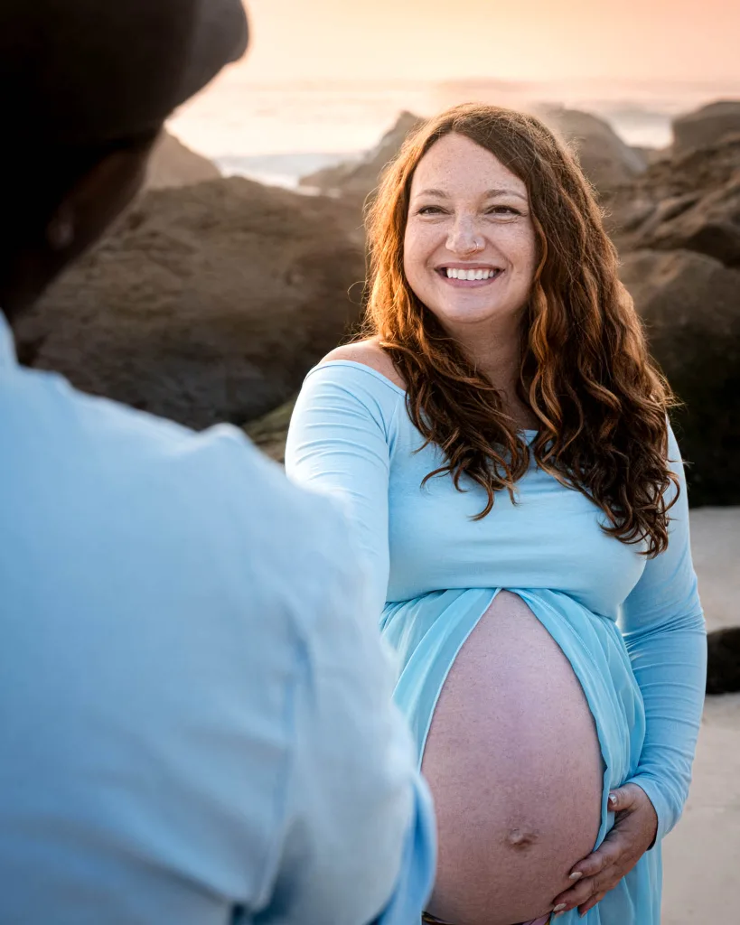 PREGNANCY photography Nazare Portugal - Kamila Weder Photography