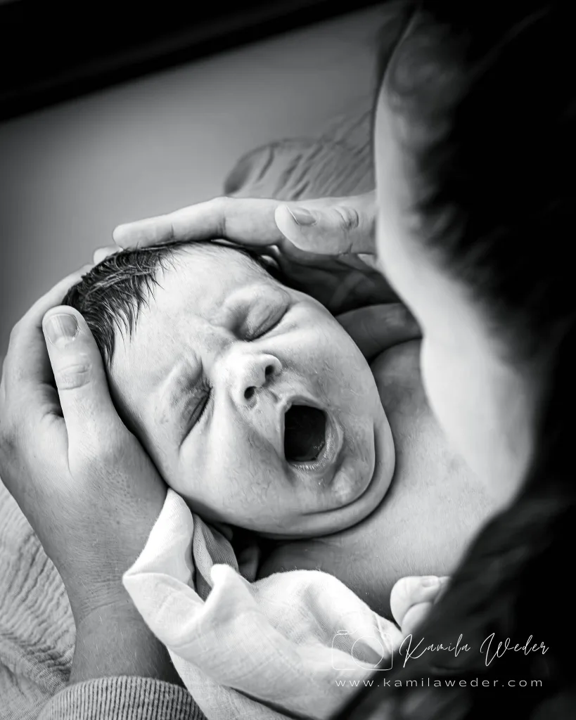 NEWBORN photography Nazare Portugal - Kamila Weder Photography