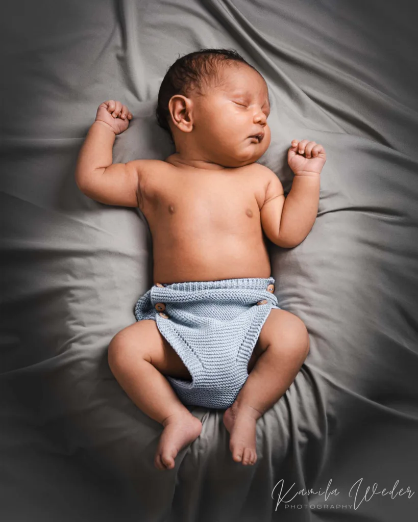 NEWBORN photography Nazare Portugal - Kamila Weder Photography